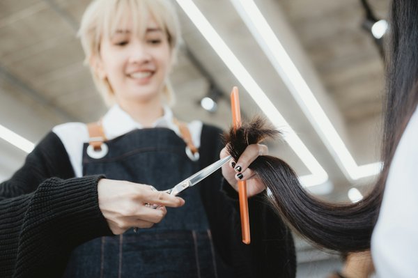 Quelles sont les techniques pour réaliser une coiffure élégante pour un mariage?