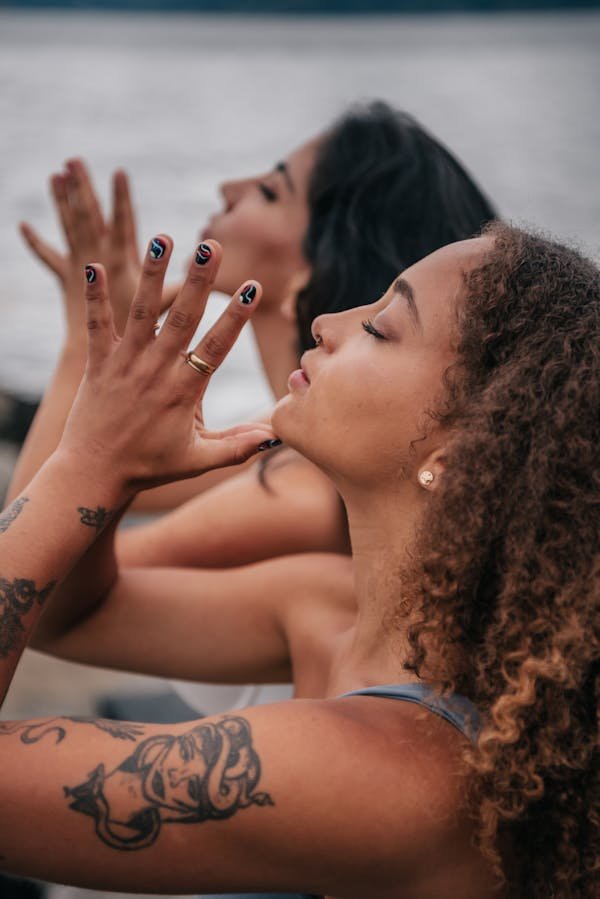 Tatouages spirituels temporaires : une touche d'authenticité