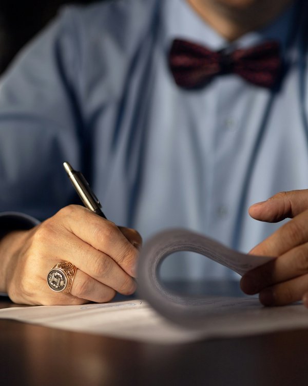 Créez votre chevalière personnalisable : un bijou à votre image